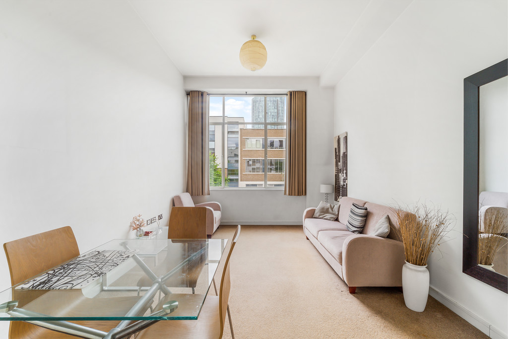 Wallis House, Brentford TW8