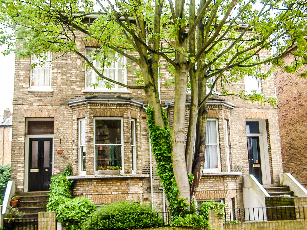 Oxford Road, Ealing W5