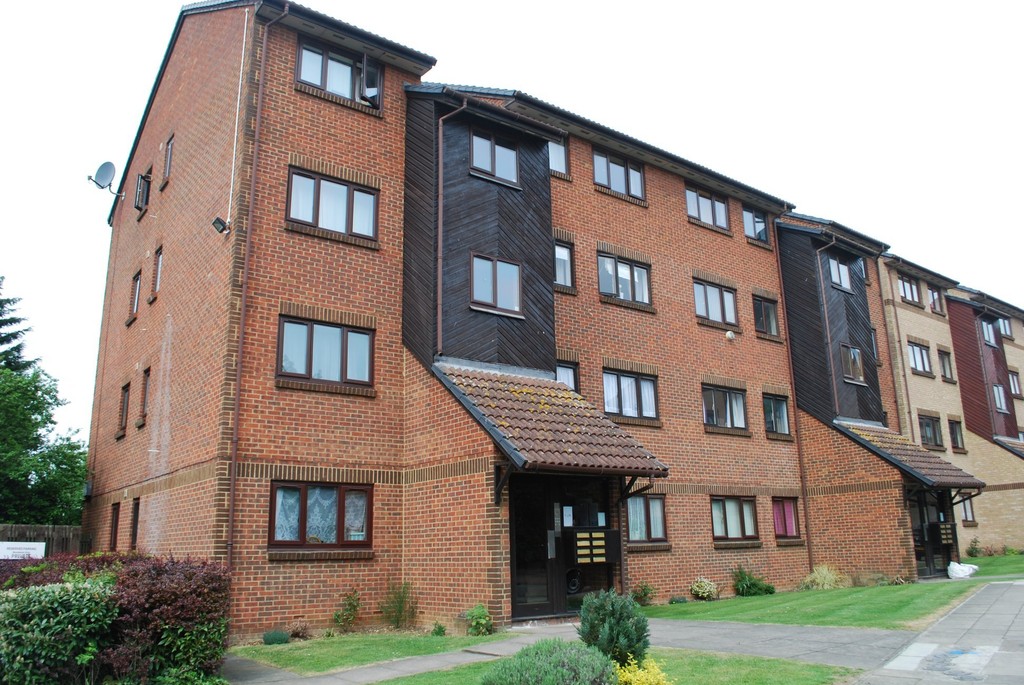 Wicket Road, Perivale UB6